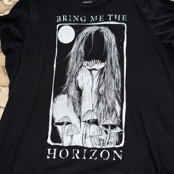 🖤TORRID BRING ME THE HORIZON BLACK TOP SIZE 3X🖤 - Picture 3 of 7
